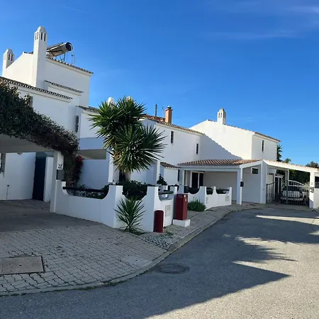 Сasa de vacaciones Casa T2 Ferias Quarteira-vilamoura *