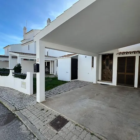 Casa T2 Ferias Quarteira-vilamoura Сasa de vacaciones Quarteira